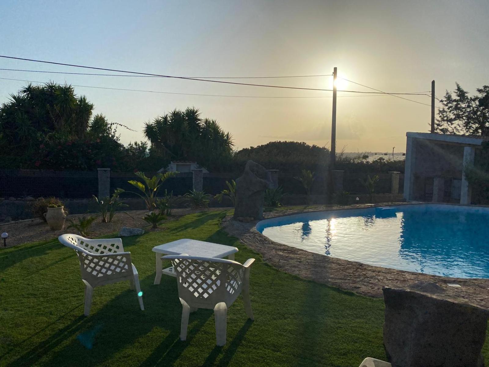Ferienwohnung The Poolside Gem Sant Isidoro  Exterior foto